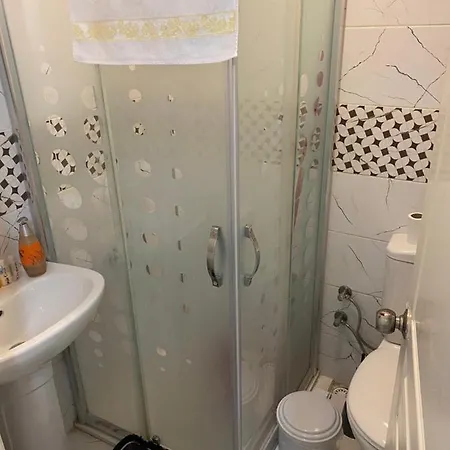 Bakirkoey Boelgesinde Guezel Bir Daire Apartment Istanbul